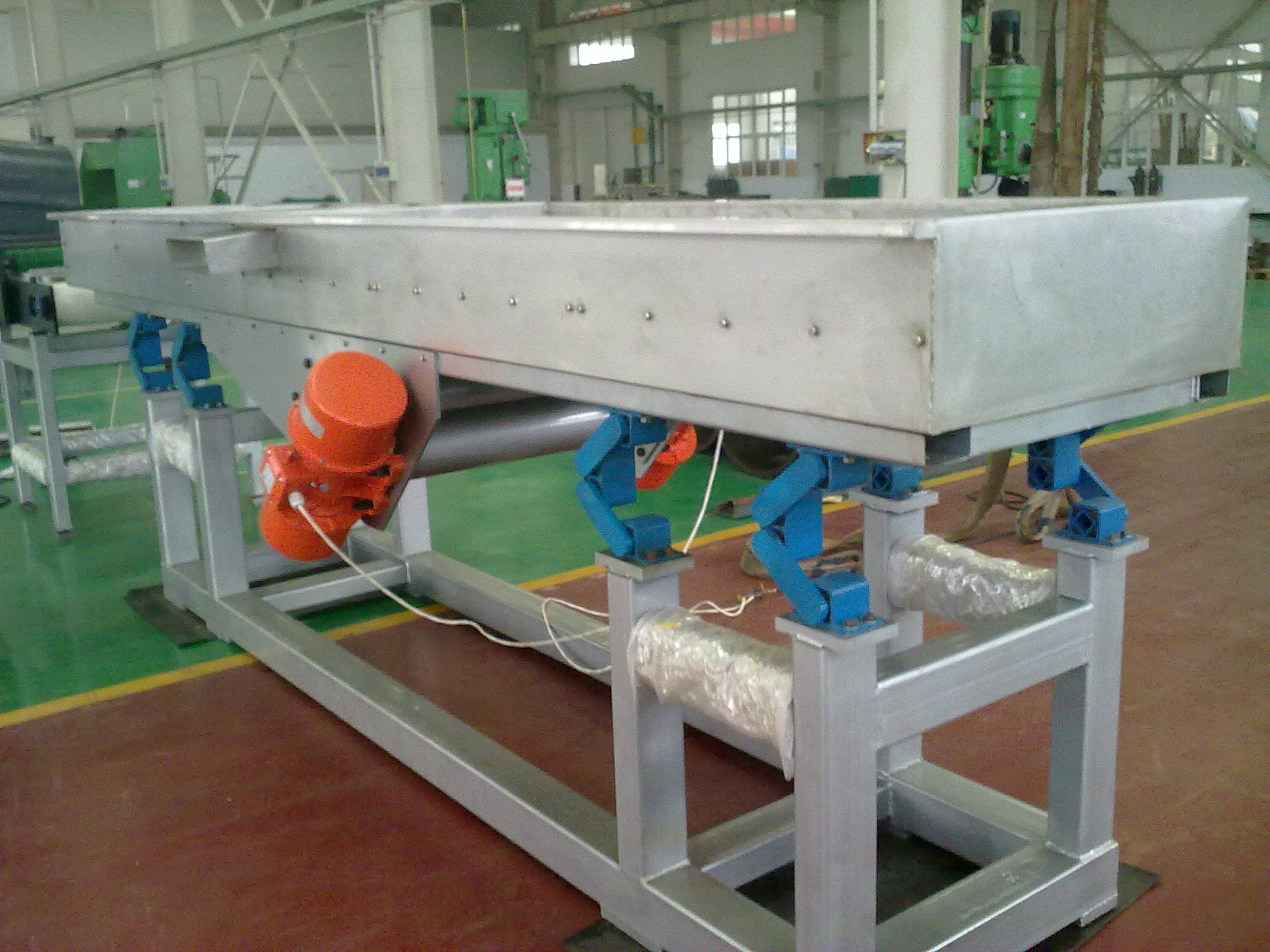 振動輸送機(jī)